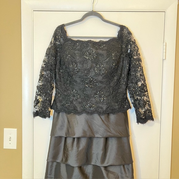 JOVANI Beaded Lace Gown Dress Mother Bride Evening Formal Black Tie Size 14 - Picture 3 of 10